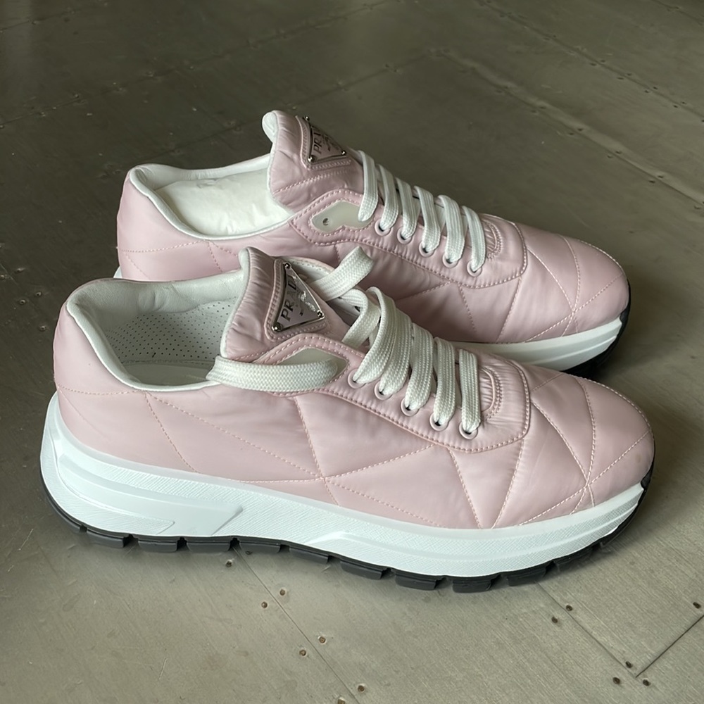 Prada pink logo quilted nylon sneaker trainer flats sz 40 with box and dustbag